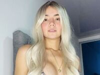 naked cam girl fingering pussy AlisonWillson