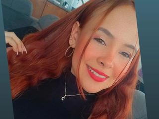 Mia_Toms_