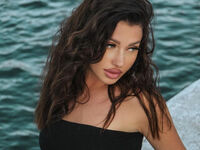 hot cam girl fingering AlisaDiLaurentis