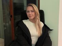 chatrubate cam girl AnyaLior