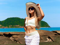 hot striptease web cam ArianaWells