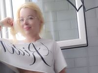 free nude live show JoyDiaz