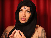 nude webcamgirl picture LuciaLyone