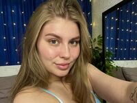 cam girl MilaOlivers