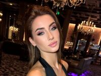 cam hooker chatroom Minnie