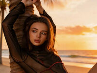 web cam show EmilyShiny