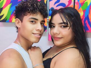 naked webcam couple KarolandMatt