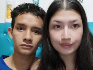 live chat with couple having sex LuissandJuliana