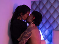 cam couple camsex MiaAndAaron