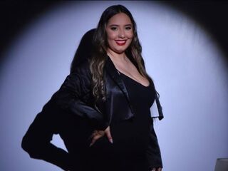 camgirl masturbating AbellaRaider