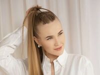 chat room live webcam AdelineCamelin