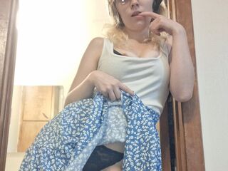 beautiful webcamgirl AjaJones
