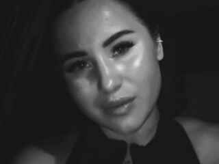 naked cam live AliceFluffy