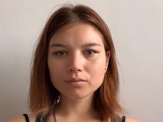 girl chatroom AndreThreat