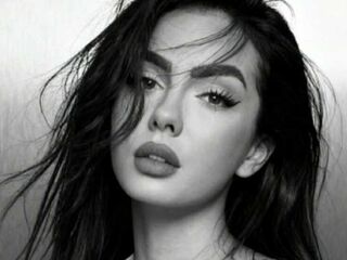 camslut fingering pussy AnneAm