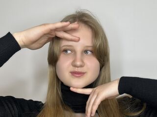 camwhore nude ArmindaMerry