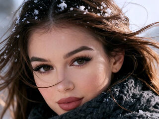 camgirl spreading pussy BellaBlomy