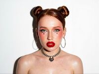 fingering girl chat BellaMesmer