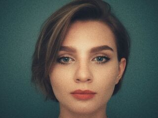 camgirl masturbating with sextoy BjorkLight