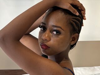 dirty webcam show BrianaHadid