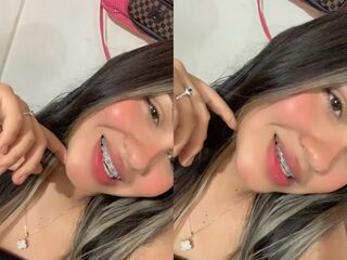 nude webcamgirl pic CamilaFezz