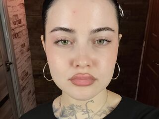 webcamgirl CarmenFurmanik