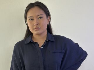 jasmin live cam CarolannOrmisto