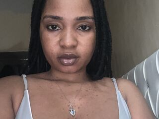 camgirl webcam sex picture CarolineJames