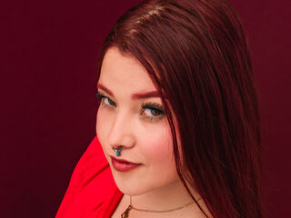 masturbating webcamgirl CelesteSalders