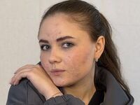 live webcam girl CheryNaito