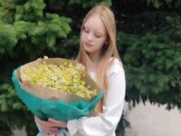 topless webcam girl ChristieBrozyna