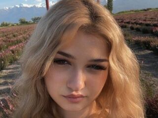 cam bitch CloudyFox