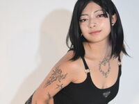 cam slut chat room DarlaKing