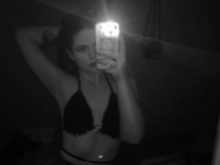 live porn cam DoloresHuesing