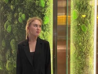 nude cam girl pic EdaNoreikaite