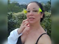 nude camgirl pic ElenaWura