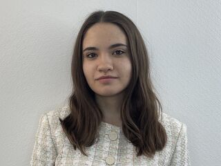 fingering camgirl ElishaPelini