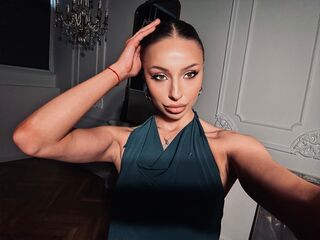 naked girl with webcam masturbating with sextoy ElizabethNorris