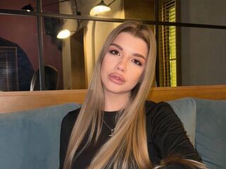 cam girl pic EmmyRamsdell