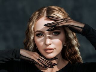 hardcore cam EvaVibe