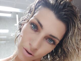 nude gamgirl EvyScarlet