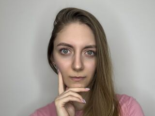 nude cam pic GenevaAndrode