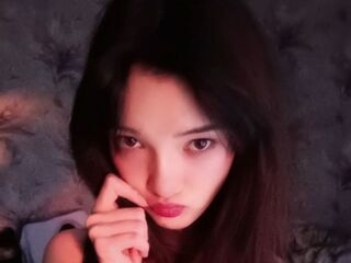 beautiful webcamgirl IngerTycer