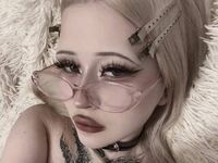 naked camgirl masturbating with vibrator IraidaFairleigh