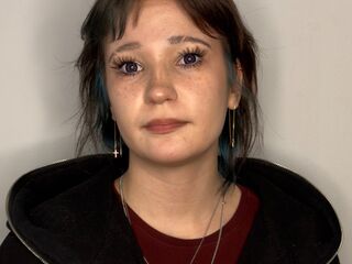 camgirl fingering wet pussy JanethPontoriero