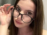 live cam show JoannieZbierski