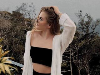 live webcam girl JolineSchiefen