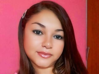 camwhore masturbating with sextoy JuliethEmber