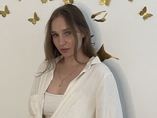 streaming live webcam KandiceBishard