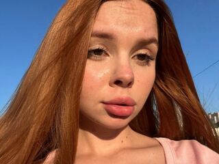naughty cam girl masturbating KarinaSavastru